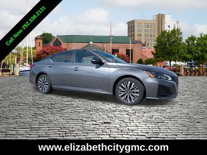 Used 2024 Nissan Altima 2.5 SV