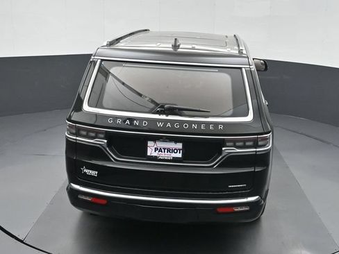 Used 2024 Jeep Grand Wagoneer Series III w/ Rear Seat Video Group 1 AWD/4WD image 35