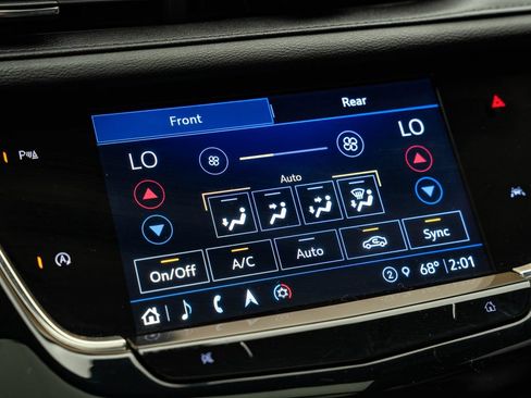 Used 2022 Cadillac XT6 Premium Luxury w/ LPO, Floor Liner Package AWD/4WD image 33