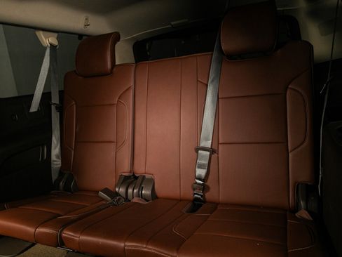 Used 2018 Chevrolet Suburban Premier w/ Max Trailering Package image 26