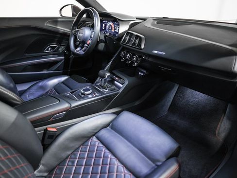 Used 2017 Audi R8 V10 plus image 23