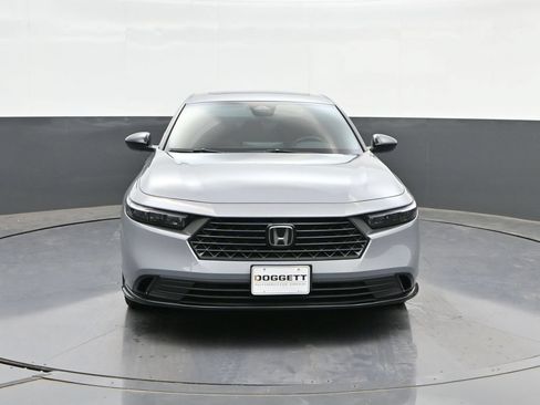 Used 2025 Honda Accord Sport image 17