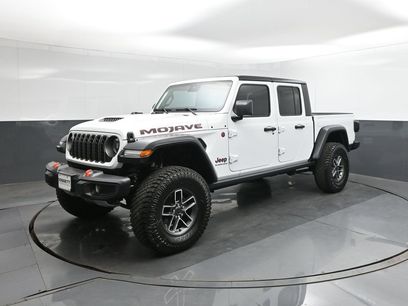 Used 2025 Jeep Gladiator Mojave w/ Convenience Group