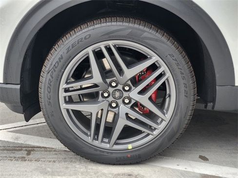 New 2025 Ford Explorer ST-Line w/ Premium Package image 7