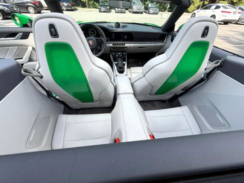 Used 2023 Porsche 911 Carrera S image 21