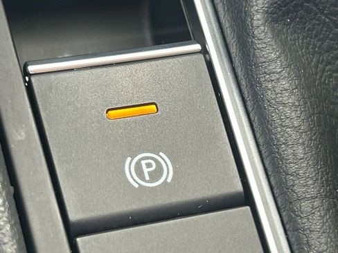 Certified 2025 Volkswagen Jetta GLI Autobahn image 56