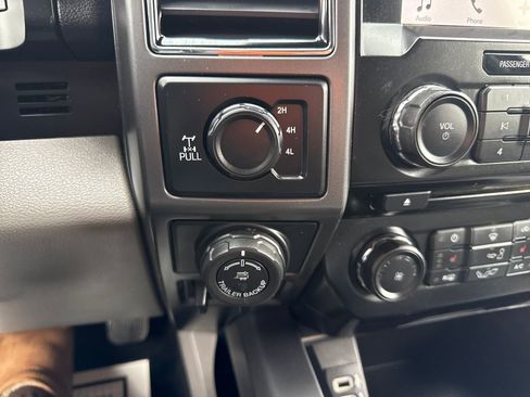 Used 2018 Ford F150 XLT w/ Equipment Group 302A Luxury image 39