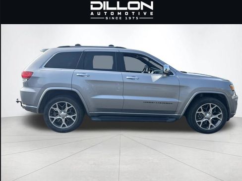 Used 2020 Jeep Grand Cherokee Overland AWD/4WD image 30