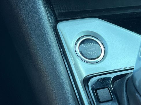 Used 2024 Nissan Altima 2.5 SV image 21