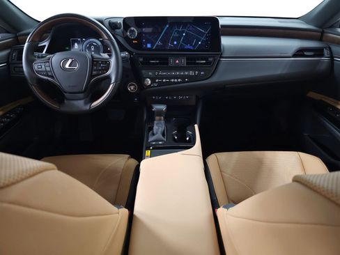 Certified 2025 Lexus ES 300h w/ Luxury Package image 24