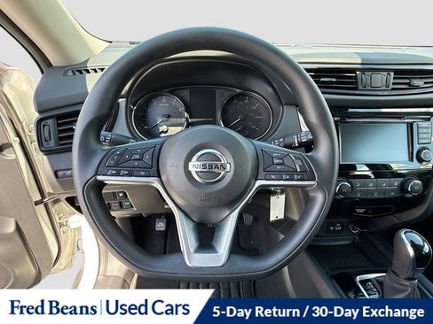 Used 2020 Nissan Rogue S AWD/4WD image 16