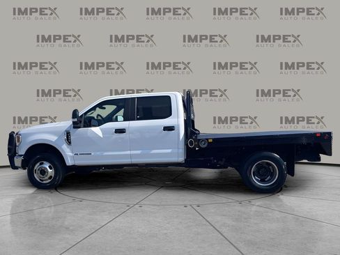 Used 2022 Ford F350 XL w/ STX Appearance Package AWD/4WD image 2