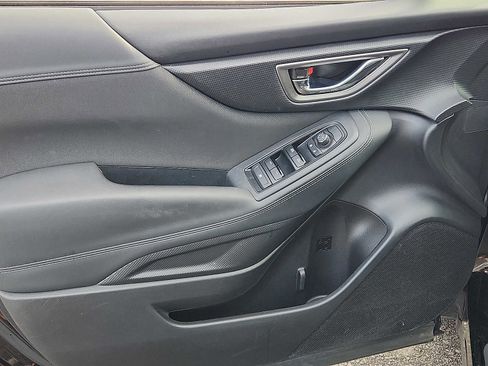 Used 2023 Subaru Forester Premium image 12