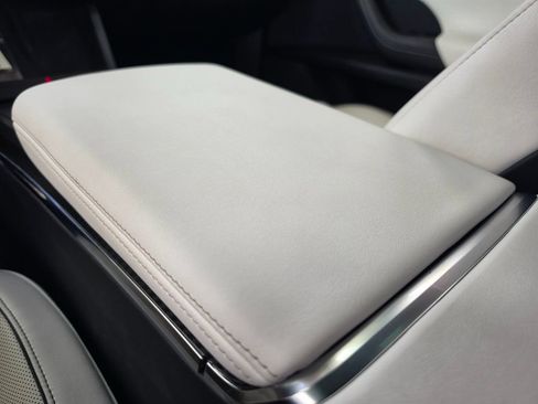 Used 2022 Tesla Model X Plaid AWD/4WD image 46