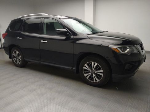 Used 2017 Nissan Pathfinder S AWD/4WD image 11
