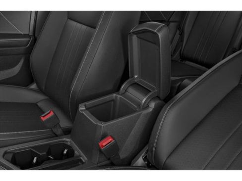 Used 2022 Volkswagen Tiguan SE w/ Panoramic Sunroof Package AWD/4WD image 17