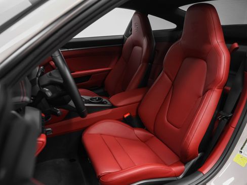 Certified 2024 Porsche 911 Carrera S RWD image 5