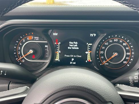 New 2025 Jeep Wrangler Unlimited Rubicon w/ Steel Bumper Group image 18