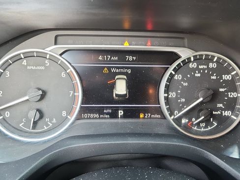 Used 2021 Nissan Rogue SV AWD/4WD image 14