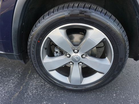 Used 2015 Jeep Grand Cherokee Limited image 29