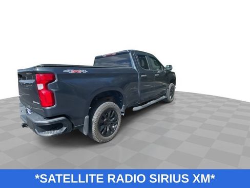 Used 2020 Chevrolet Silverado 1500 Custom w/ Custom Value Package AWD/4WD image 9
