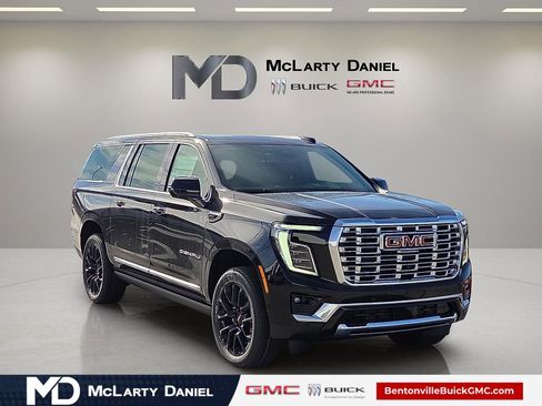 New 2026 GMC Yukon XL Denali w/ Sun & Power Step Package AWD/4WD image 1