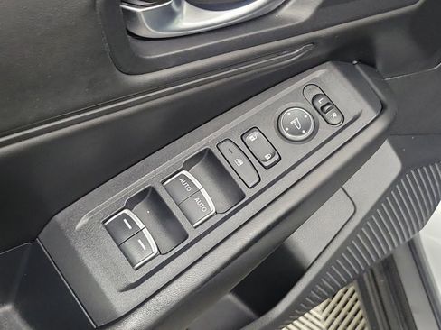 Certified 2024 Honda Accord EX image 17