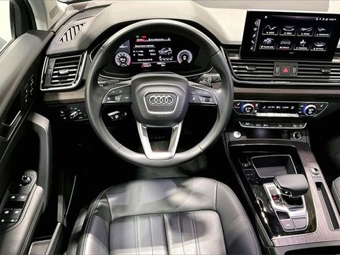 Used 2023 Audi Q5 2.0T Premium Plus w/ Premium Plus Package image 5