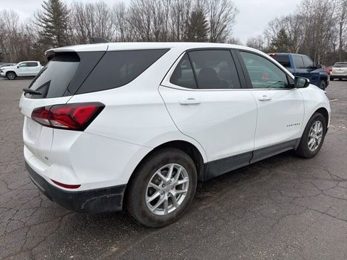 Certified 2024 Chevrolet Equinox LT w/ LPO, Floor Liner Package image 3