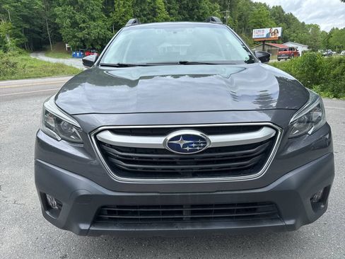 Used 2022 Subaru Outback Premium AWD/4WD image 12