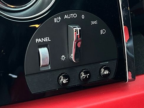 Used 2018 Rolls-Royce Ghost RWD image 10