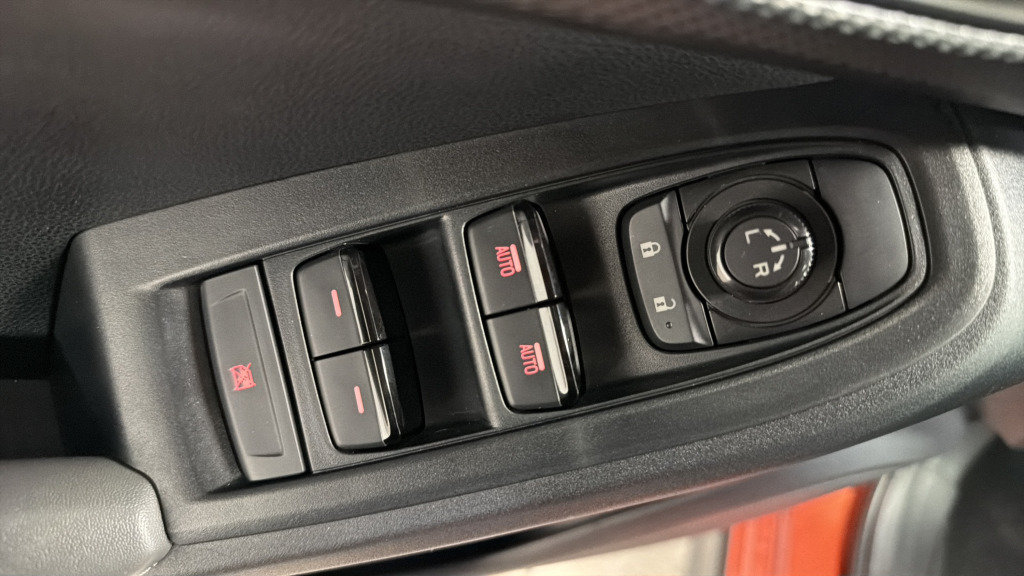 Certified 2024 Subaru Crosstrek 2.0i Premium AWD/4WD image 15