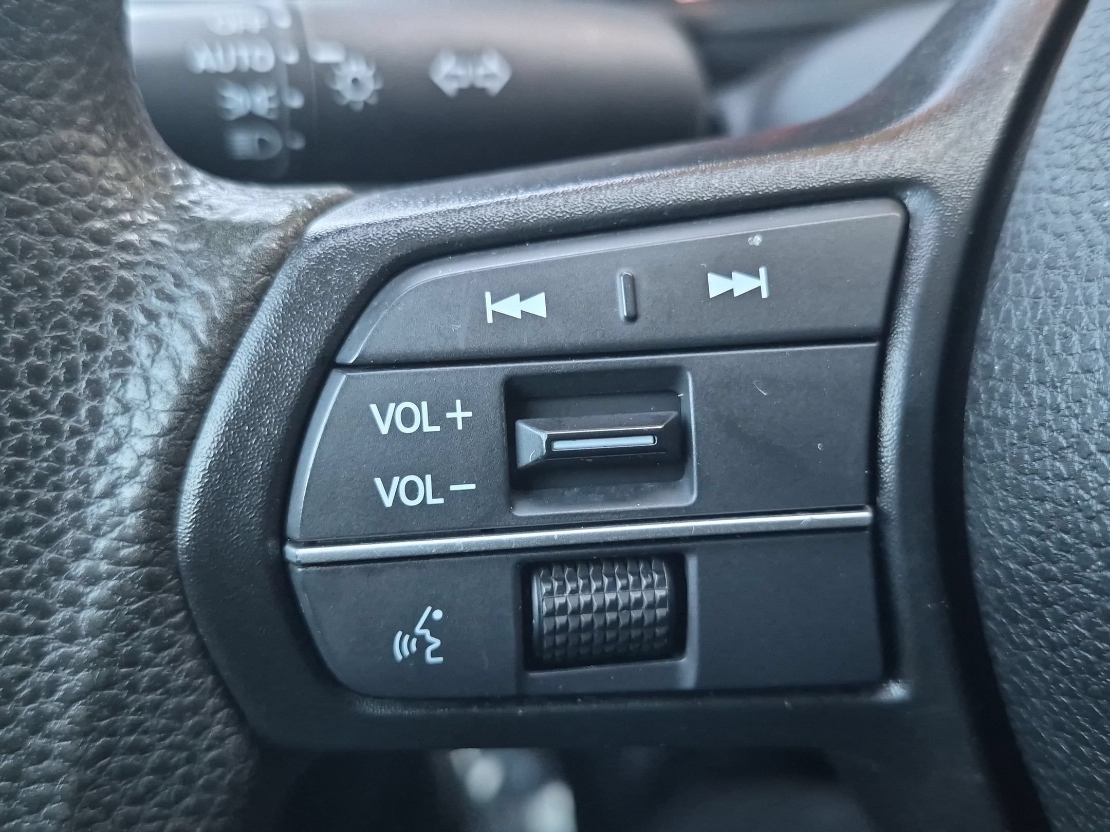 Used 2024 Honda Accord EX image 14