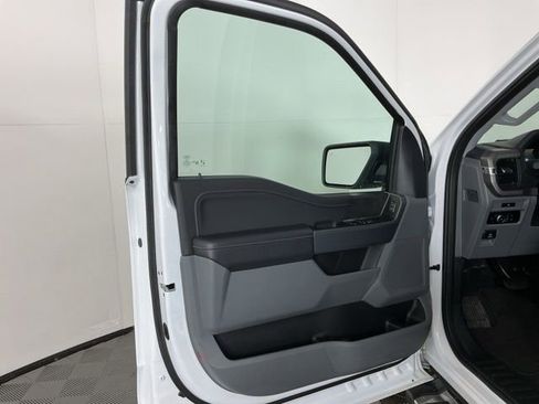 Used 2025 Ford F150 XLT w/ Equipment Group 301A Standard image 11