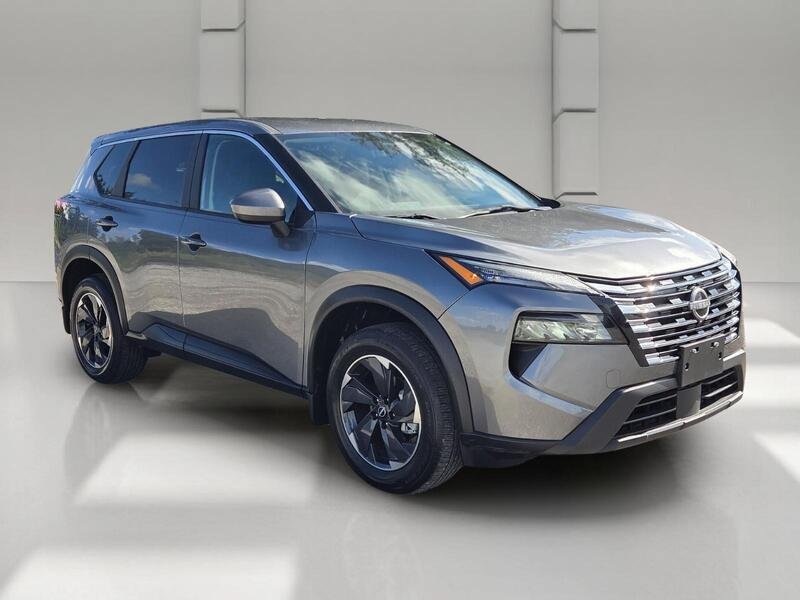 Used 2024 Nissan Rogue SV FWD image 7