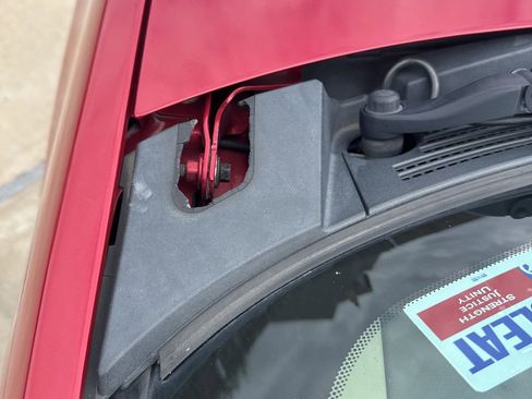 Used 2013 Chevrolet Tahoe LTZ image 37