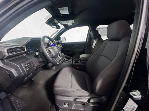 Used 2025 Toyota Tacoma SR image 14