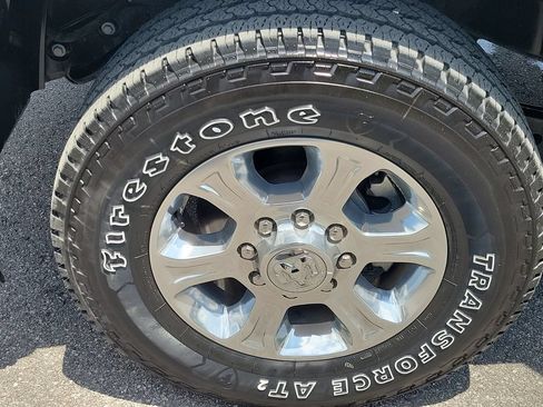 Used 2024 RAM 2500 Big Horn w/ Safety Group AWD/4WD image 9