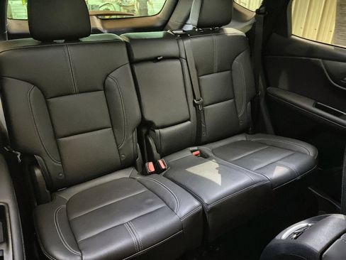 Used 2023 Chevrolet Blazer LT w/ LPO, Black Grille Bar Package image 25