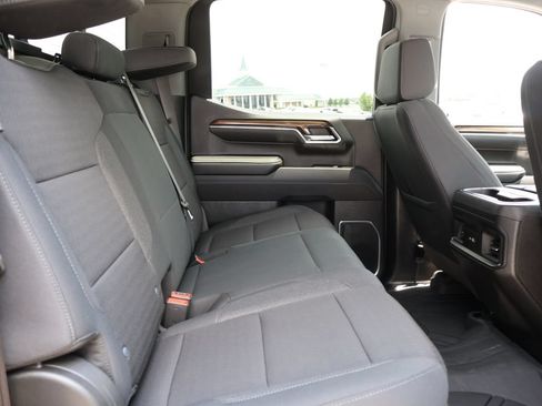 Used 2023 Chevrolet Silverado 1500 RST w/ Convenience Package II AWD/4WD image 12