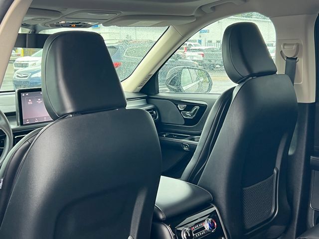 Used 2023 Lincoln Aviator AWD w/ Premium Package image 36