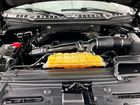 Used 2017 Ford F150 XLT w/ Equipment Group 302A Luxury image 25