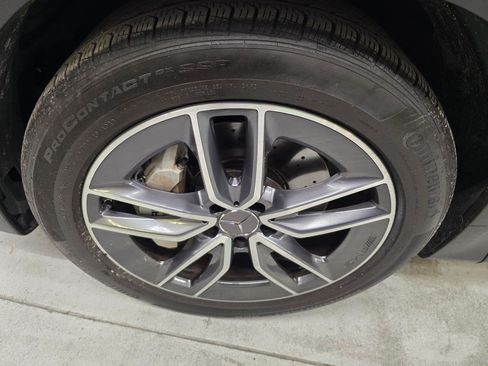 Used 2025 Mercedes-Benz GLB 35 AMG 4MATIC image 10