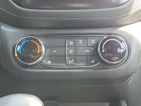 Used 2023 Chevrolet TrailBlazer ACTIV FWD image 48