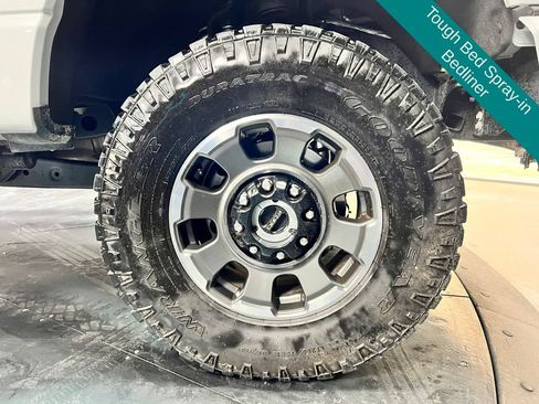Used 2025 Ford F350 Lariat w/ Lariat Ultimate Package AWD/4WD image 23
