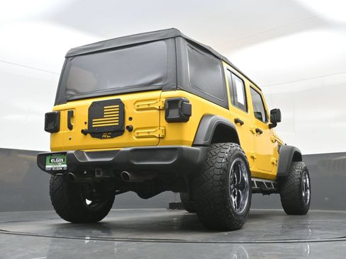 Used 2019 Jeep Wrangler Unlimited Sport AWD/4WD image 30