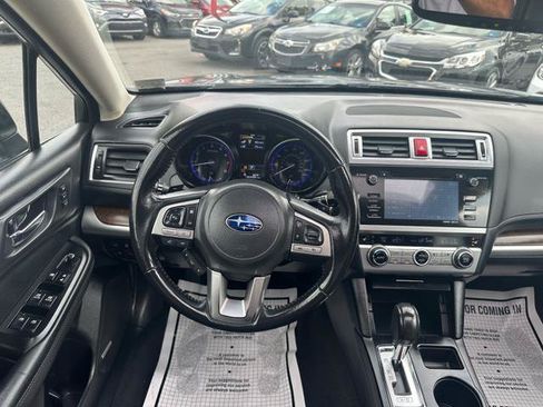 Used 2016 Subaru Outback 2.5i Limited AWD/4WD image 21