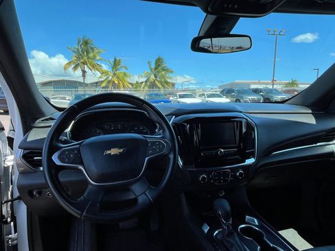Used 2023 Chevrolet Traverse LT FWD image 34