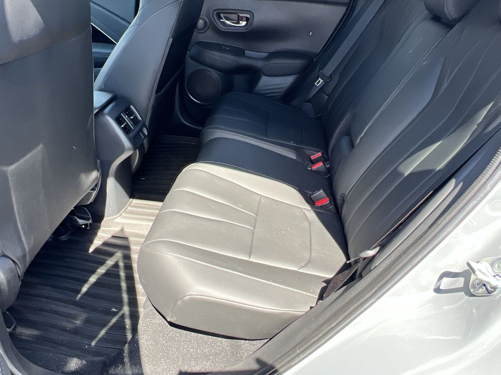 Certified 2025 Acura ADX FWD image 22