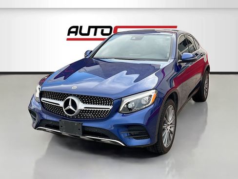 Used 2019 Mercedes-Benz GLC 300 GLC 300 Coupe image 3